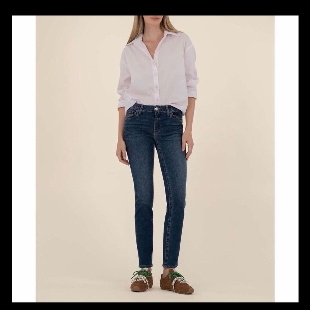 Kut from the Kloth Dark Blue Straight Leg Jeans